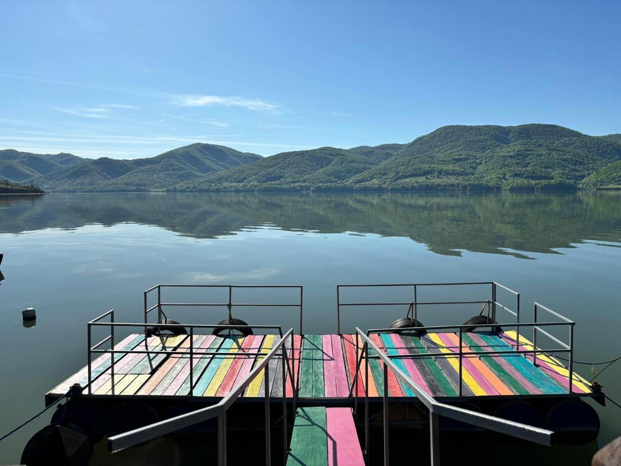 Mustaciosul Dunarii Hotel Ieşelniţa Bagian luar foto