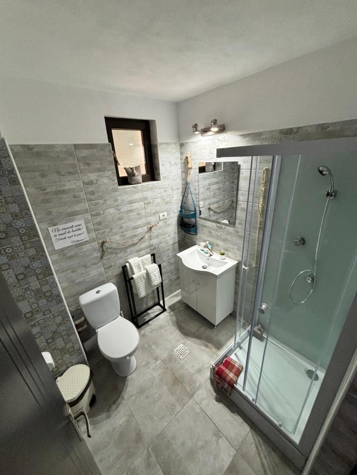 Mustaciosul Dunarii Hotel Ieşelniţa Bagian luar foto