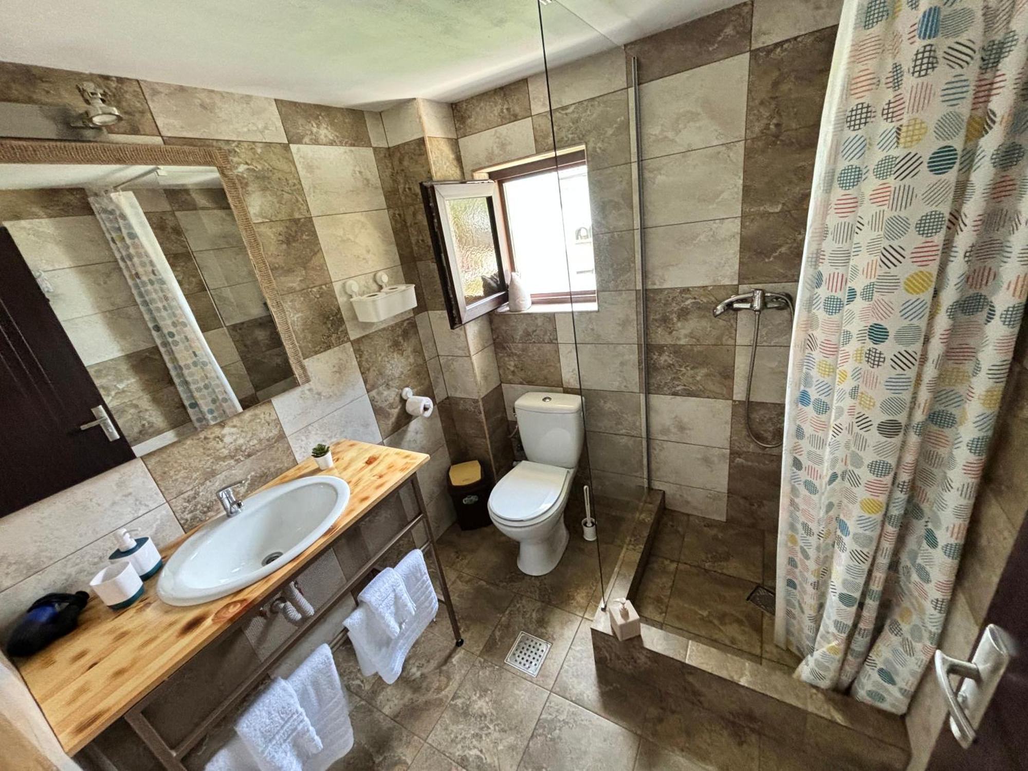 Mustaciosul Dunarii Hotel Ieşelniţa Bagian luar foto