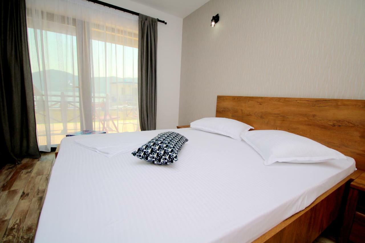 Mustaciosul Dunarii Hotel Ieşelniţa Bagian luar foto